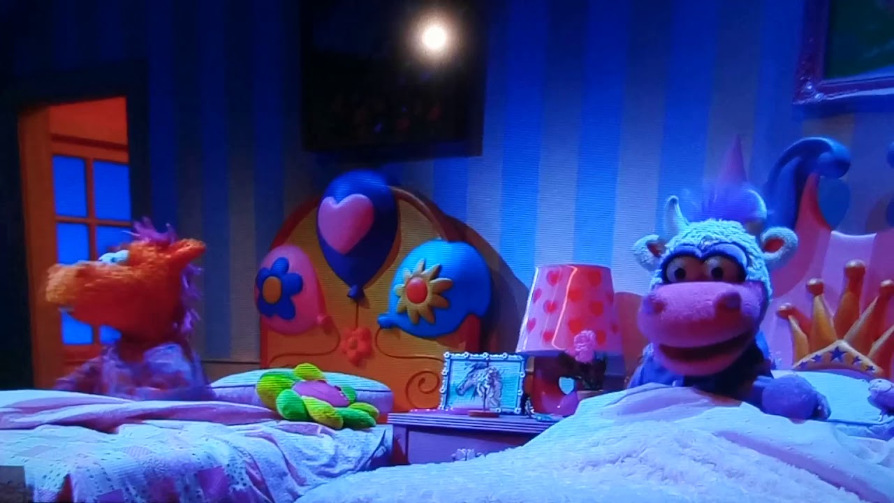 Pajanimals Let's Bundle Up Snuggle Up Huggle Up And Go (17) - YouTube