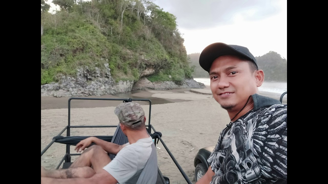 BERBURU BABI DI JEMBER