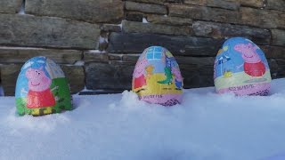 Шоколадные яйца со Свинкой Пеппой в сугробе / UNWRAPPING PEPPA PIG CHOCOLATE EGGS IN A SNOW PILE