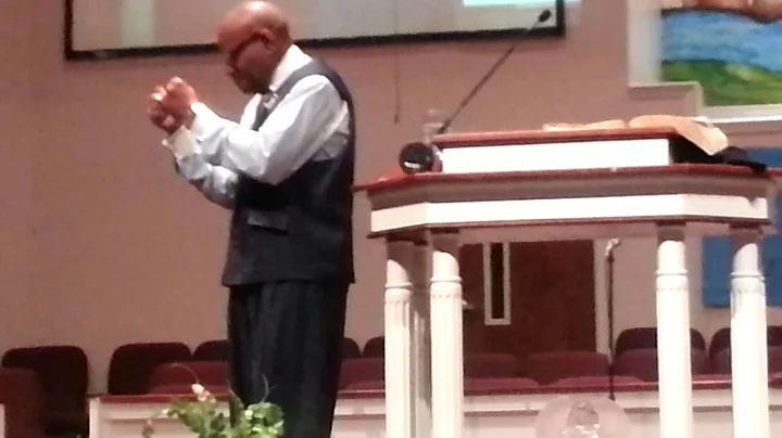 Rev.Bradley bell warming up.