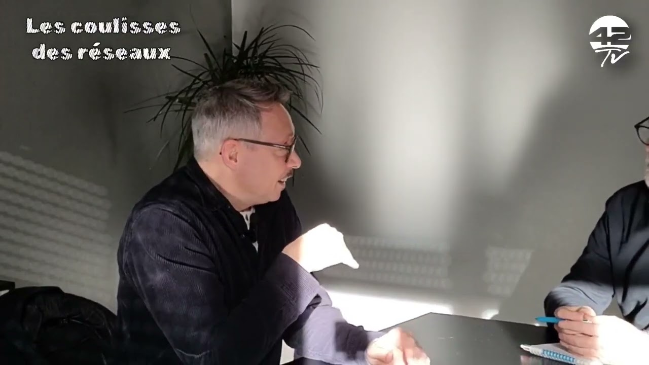LES COULISSES DES RESEAUX