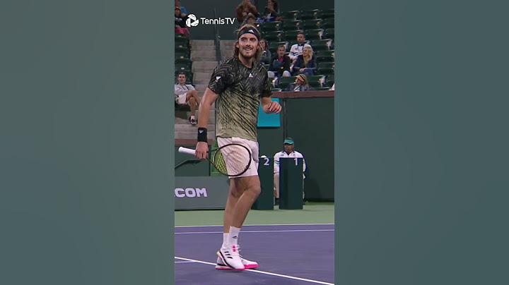 Stefanos Tsitsipas CRAZY Forehand Miss 🤣