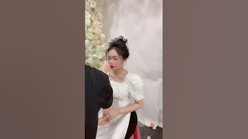 Kiểu tóc búi cao học viên làm tại lớp cô Hạnh