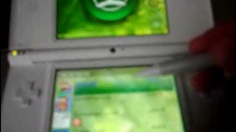 DSi XL is compatible with DS Flash Cards!