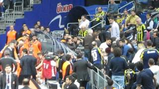 Banvit Bench Arkası Ile Gergin Anlar Fenerbahçe 99-92 Banvit