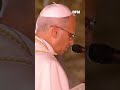 La prière du pape Léon XIV dans la Grotte des Apparitions à Lourdes