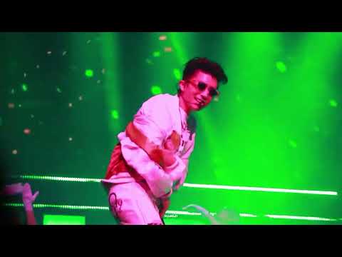 FANCAM/ 220501 “115430”FANCON 파티 샷 -우영