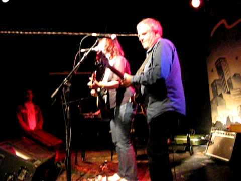 Wreckless Eric & Amy Rigby - Broken Doll