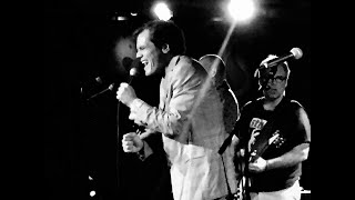 Michael Shannon Performs as The Smiths at SPACE Evanston, IL (June 6, 2015) - Video Show Highlights