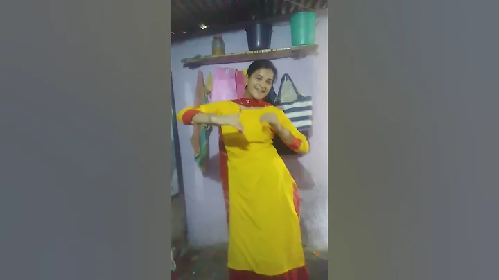 Udte badal se poochho #shorts #viral #dance #trending #youtubeshorts #hindisong #oldsong #viralvideo