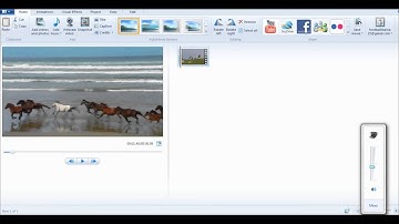 How to Delete Unwanted Parts in a Video   Windows Live Movie Maker Voice Tutorial]