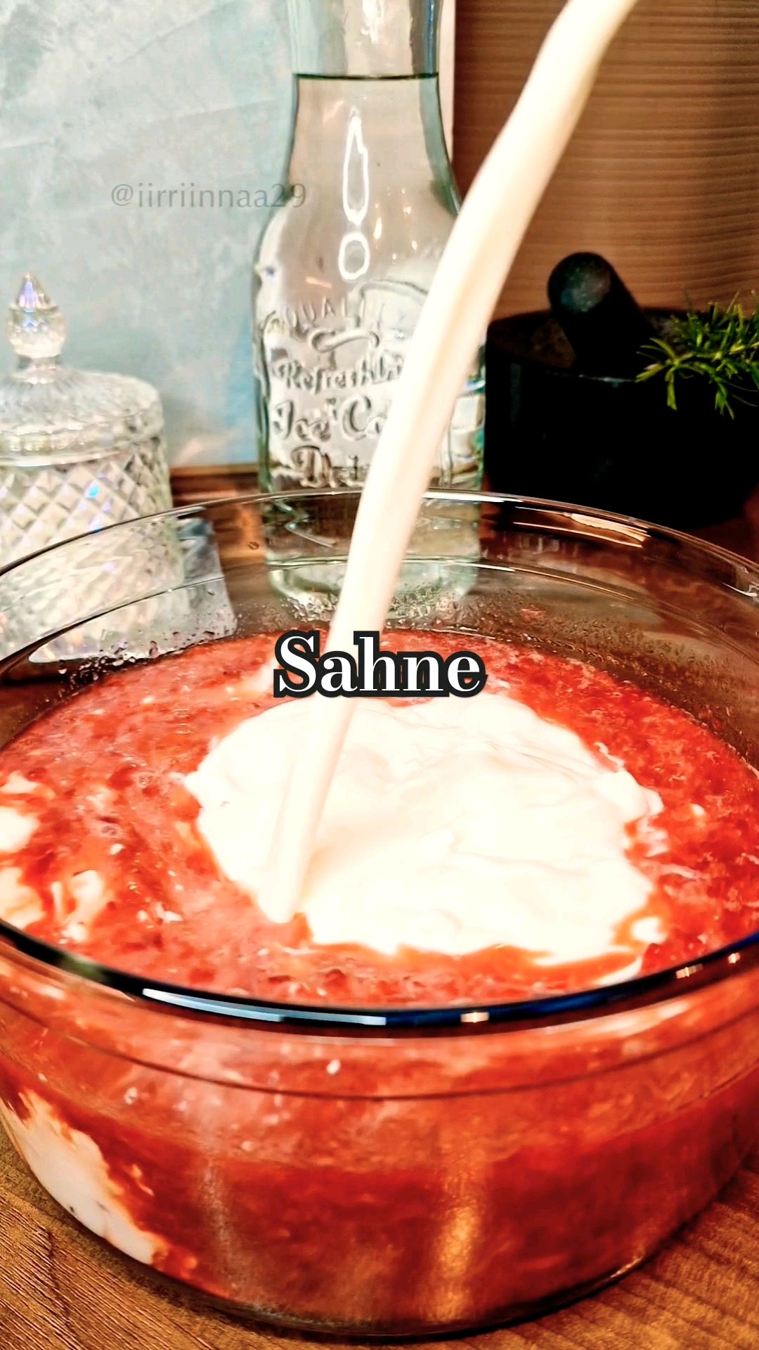 ErdbeerSuppe #shorts #erdbeeren - YouTube