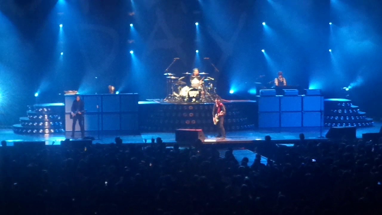 Green DayBasket Case (Live in Little Rock, AR 2017) YouTube