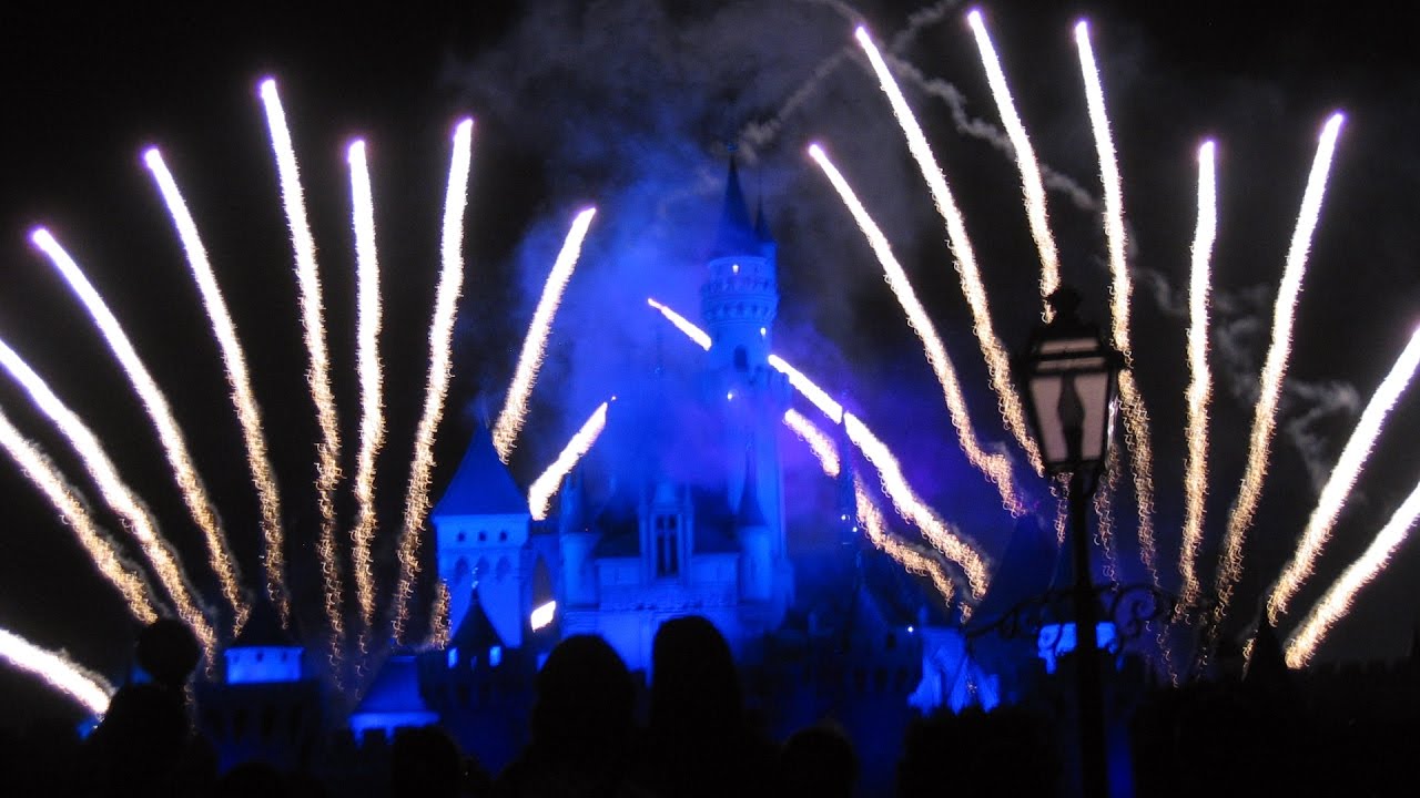 Hong Kong Disneyland Fireworks FULL SHOW - YouTube