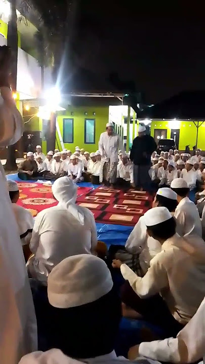 vocal gambus bagus uga....🤭