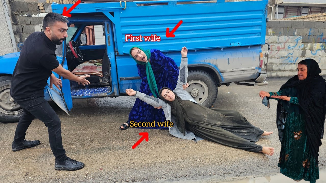 The mysterious return of the second wife; her kidnapping by the husband to hide the memory