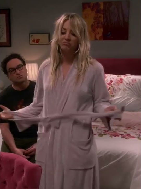 Kaley Cuoco In Lingerie