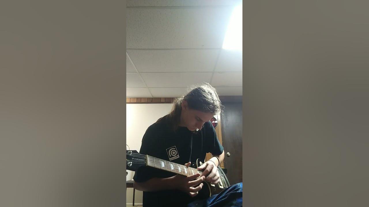 The Three Little pigs Green jelly guitar cover on my new Epiphone