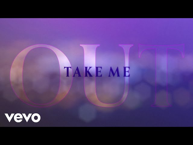 Carrie Underwood - Take Me Out