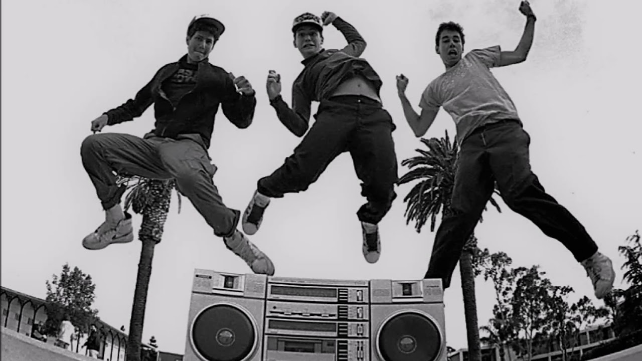 Big Beat Breakdown 7- Freestyle Throwdown (Breakbeat Mix) bekijken op YouTube Big Beat Breakdown 7- Freestyle Throwdown (Breakbeat Mix) bekijken op YouTube