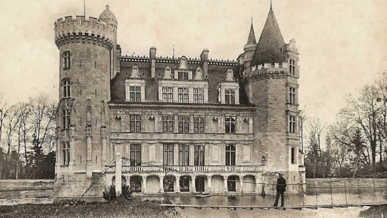 Château de La Mothe Chandeniers YouTube Château de La Mothe Chandeniers YouTube
