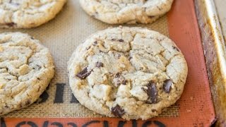 WHITE & DARK CHOCOLATE CHUNK COOKIES