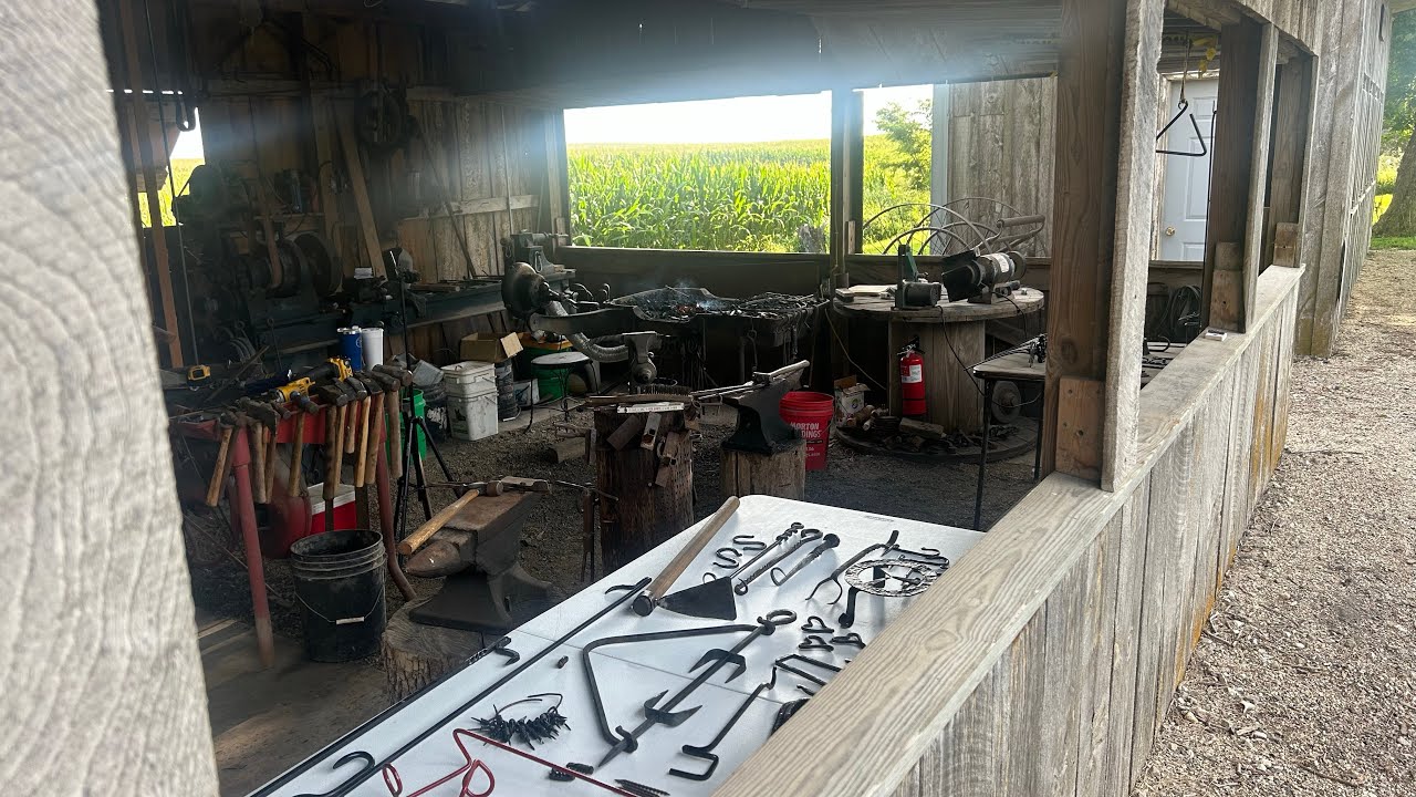 Live it’s the Prairie Homestead Power show