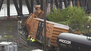 Steel Bridge reopens after early Monday train derailment