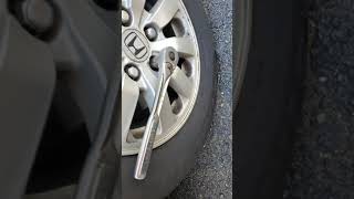 removing lock lug nut Honda Odyssey