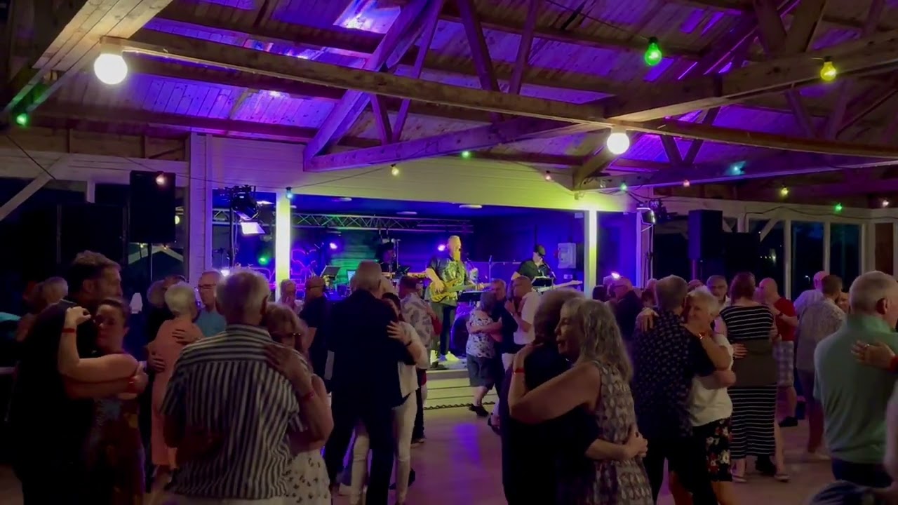 Fernandoz bjuder på country, Ljungsbro 240518