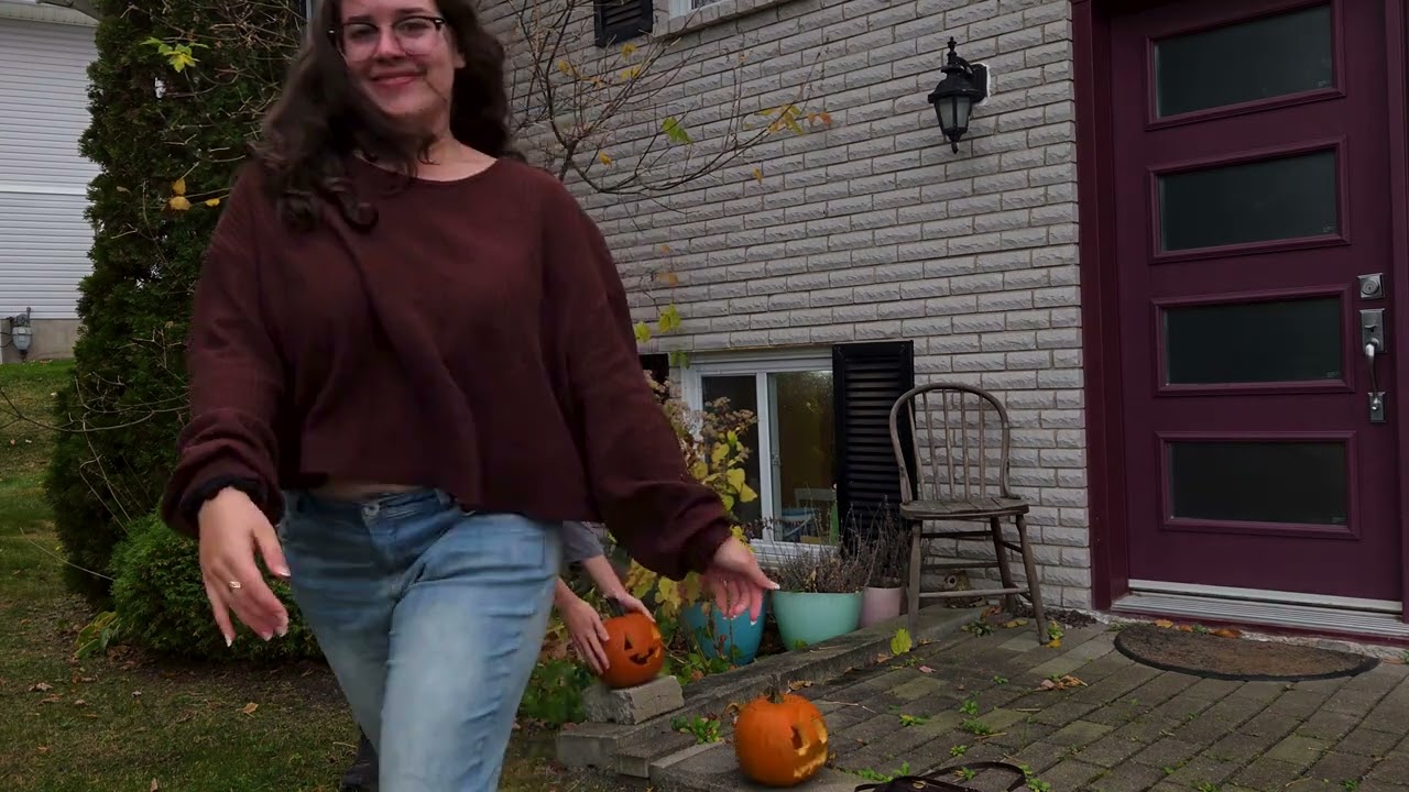 A Fall Tour of Vankleek Hill, ON