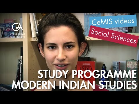 Serena from Italy on the M.A. in Modern Indian Studies at CeMIS