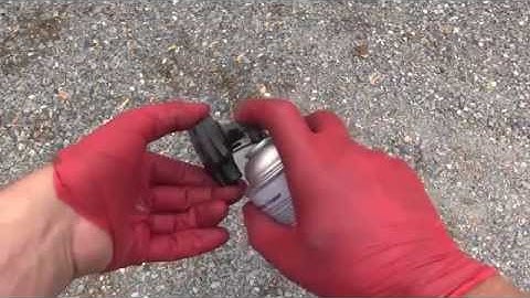 Toyota Highlander MAF Mass Air Flow Sensor cleaning