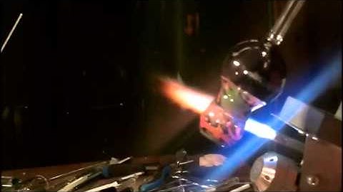 heady bubbler part II (glassblowing)