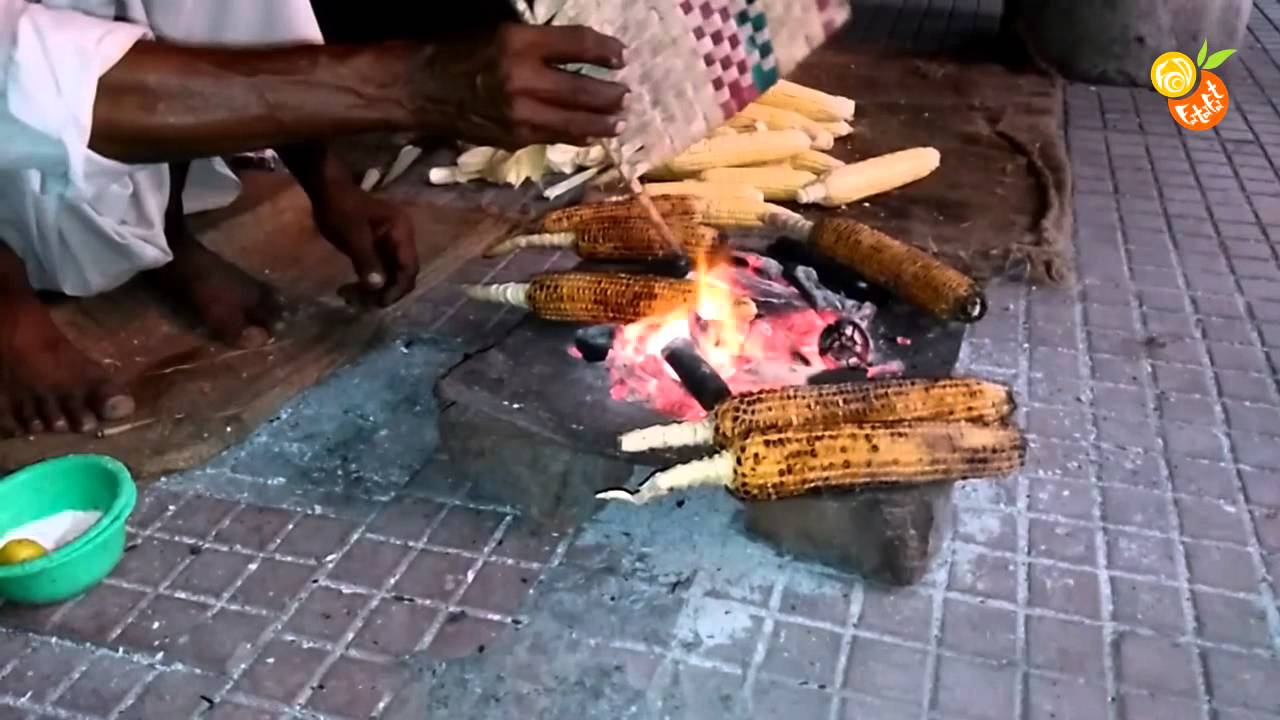 Indian Bhutta/Challi - Roasted Corn | Street Food India | Cheapest and Tastiest Food in the World | Food Fatafat