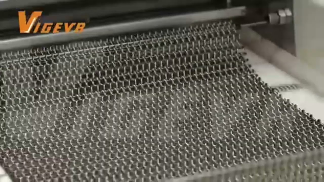 Toast molding machine