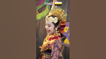 Thumbnail of Malaysian traditional outfits 🇲🇾❤️ #shorts