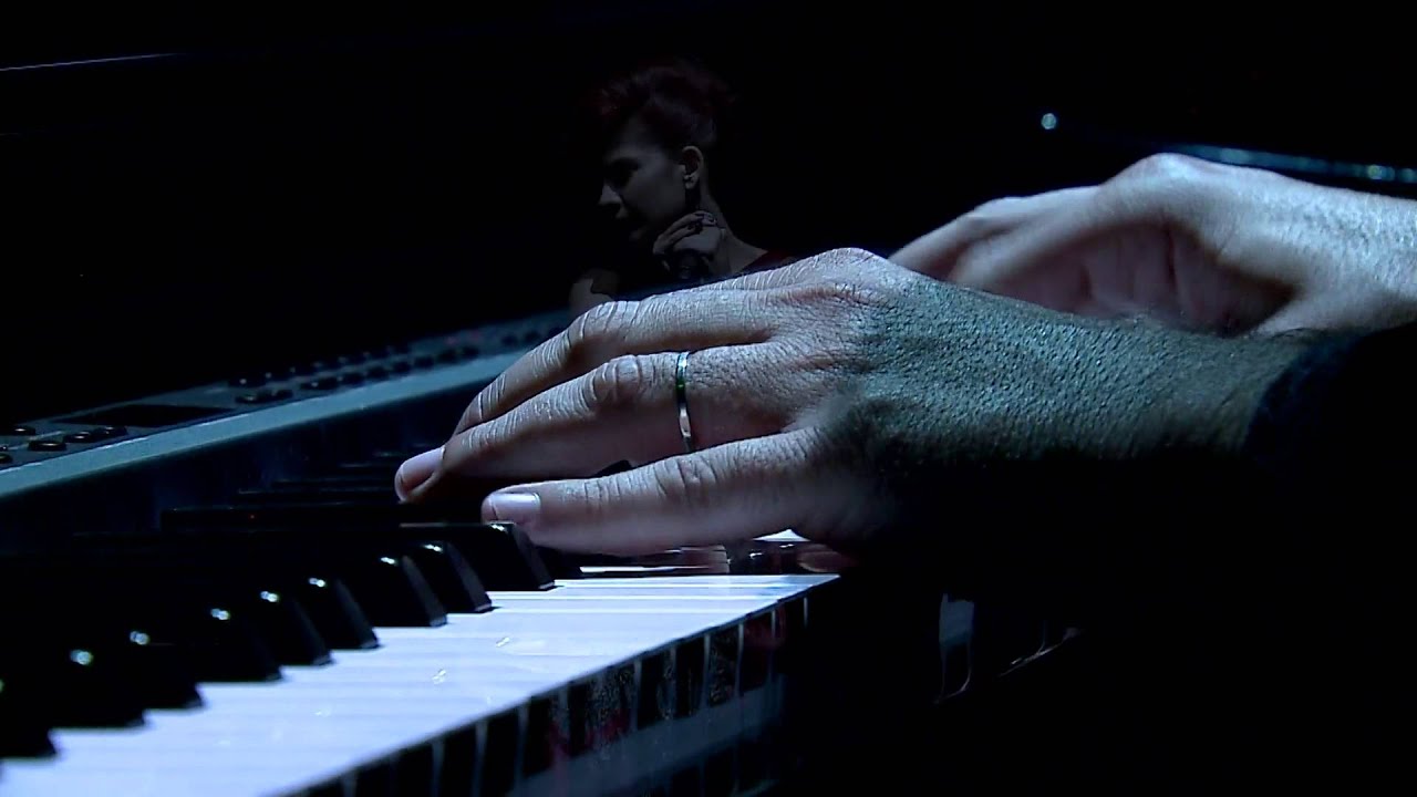 8e Art Dedications: Dia - La Chanson Des Vieux Amants