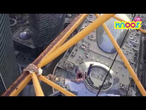 قفزة مخيفة لمغامر روسي من ناطحة السحاب موسكو سيتي