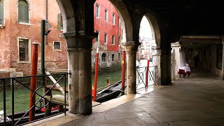 Gondole a Cannaregio.Gondolas in Cannaregio.Гондолы в Каннареджо.