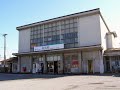 懐旧、舟木一夫さん「愛という名の電車」。戦後建てられた旧名鉄萩原駅舎ですね〜、舟木一夫さんが高校に通って見えた当時の駅ですよ〜当時の建物はタイル張りの素晴らしい景観ですね〜