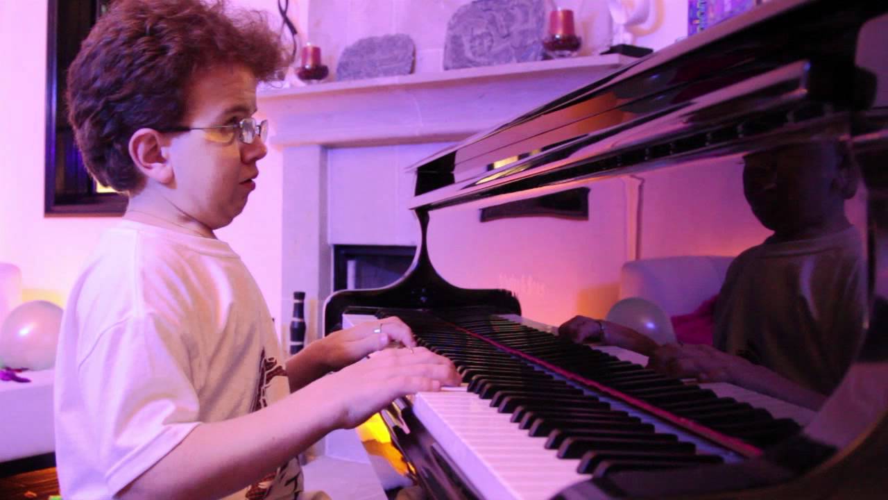 Bild från Someone Like You(Withkeenan cahill)