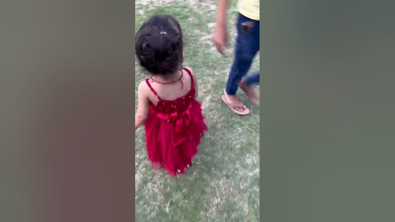 Ishanvi walk karte hue #shorts #trendingshorts #viral - YouTube