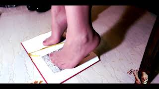 (ASMR) Relaxing my feet on a book