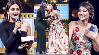 Rakul Preet Singh And Shriya Saran Looks Stunning On Stage