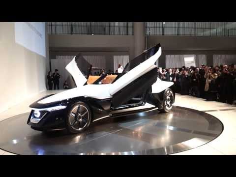 Nissan unveils BladeGlider concept on the even of Tokyo Motor Show