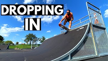 Learn How to Drop in For the First Time on a Mini Ramp - Beginner Skate Tutorial !