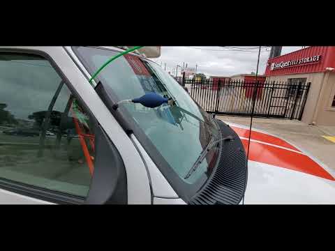 Video: Kaip pateikti ieškinį uhaul?