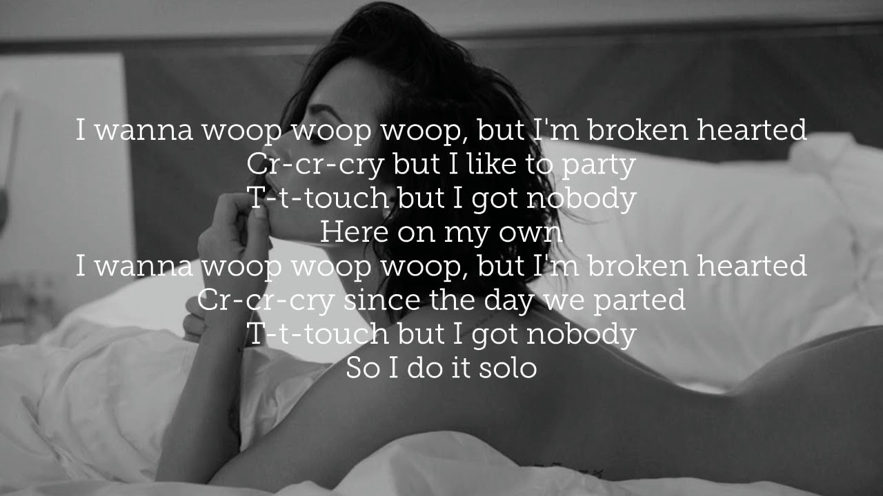 Clean Bandit - Solo feat. Demi Lovato lyrics - YouTube