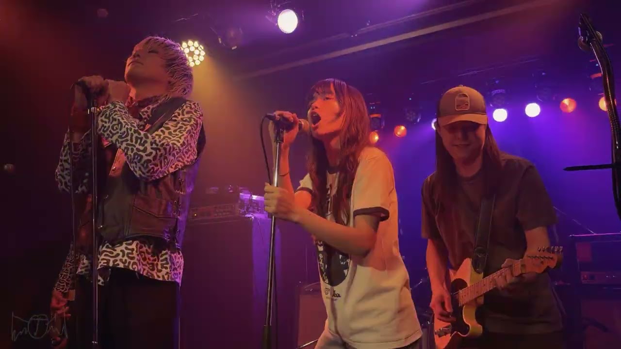 YAPOOL (w/Lin & Taiga from the Tiger) - Boys Jump The Midnight